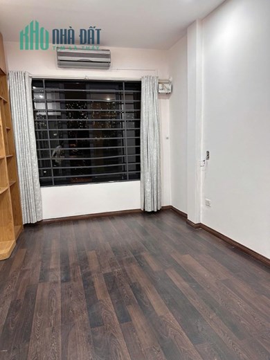 Nhà Đẹp Ngõ 179 Vĩnh Hưng Ô Tô Đỗ Cửa - 5 Tầng - TT Quận Hoàng Mai
