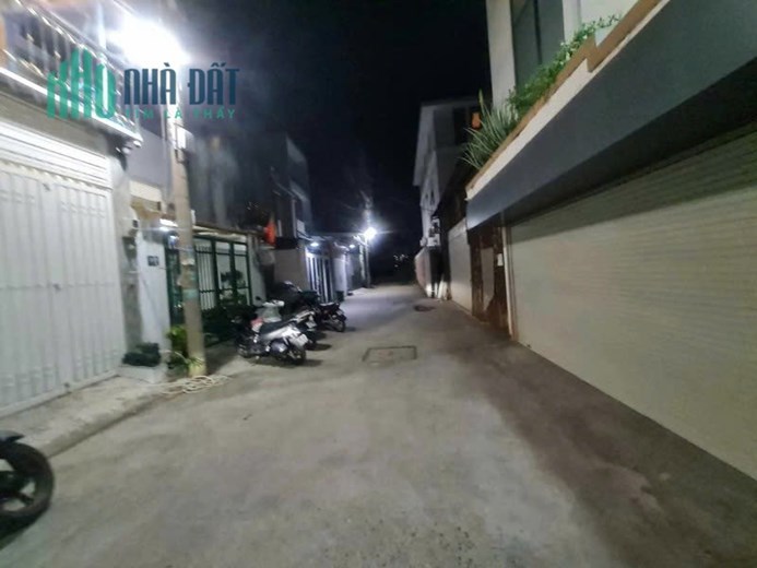 ĐẤT NHỈNH 3 TỶ - LINH ĐÔNG - SÁT PHẠM VĂN ĐỒNG - NGANG 5M