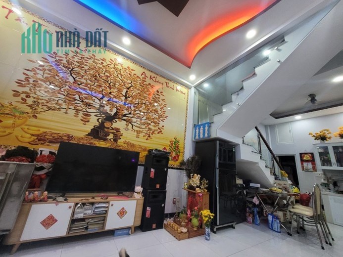 Bán nhà 50m2, 2PN, 2WC, Q.9, 3.2 tỷ, mặt tiền đường 7 m,  Phước Long A