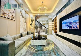 Siêu Phẩm Hai Bà Trưng 43m - Ô Tô Vào Nhà, Ngõ Thông Các Ngả - Giá Cực Hợp Lý