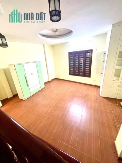 SIÊU PHẨM NHÀ ĐẸP HÀO NAM 6 TẦNG - CẦU THANG GỖ LIM NAM PHI - LÔ GÓC NỞ HẬU - 6tỉ 95