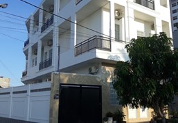 cho thuê CH mini 35m2 đường 22, p. Linh Đông.có gác lửng cao, Máy lạnh, tầng trệt, ở ngay.