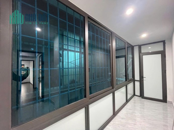 Chính chủ  cần bán căn hộ Tập Thể Thanh Xuân Bắc tầng 4 khu nhà E - Số 
410 ; sổ đỏ 18m2 sổ đỏ sử