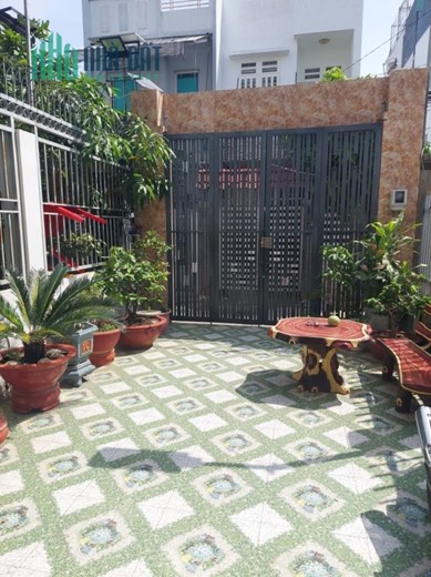 Bán nhà mặt phố Hiệp Bình Chánh, Thủ Đức, 92m2, 7.9 tỷ, 3 tầng
```