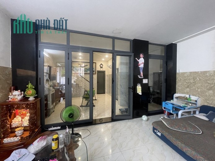 Bán nhà 81m², 2 tầng, 3PN, 2WC, Thủ Đức - 4.4 tỷ