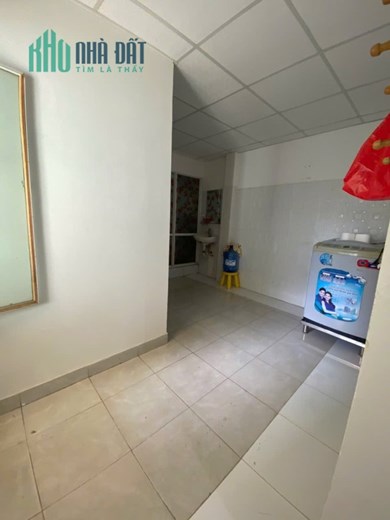 Bán chung cư,sát chợ Hòa Cường,60m2,giá:2,5 tỷ