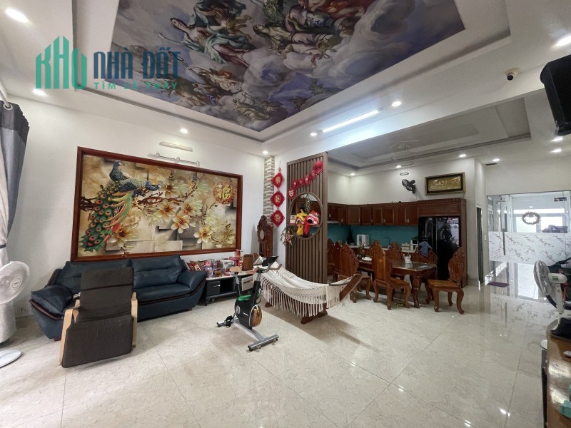 Bán nhà 168m2, 2 tầng, 3PN, 3WC, 8.6 tỷ, TL43, Tam Bình, Thủ Đức