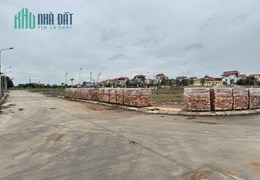 Bán lô đất đấu giá xã Hữu Văn, Chương Mỹ, HN. Đường nhựa, vỉa hè, 2 mặt thoáng trước sau.