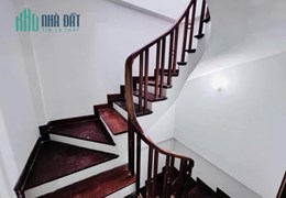 NHÀ ĐẸP PHÂN LÔ ĐƯỜNG LÁNG 2 MẶT THOÁNG - NGÕ Ô TÔ TRÁNH - GẦN CHỢ , GẦN TRƯỜNG ... GIÁ 5 TỶ 7