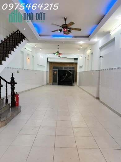 BÁN NHÀ MẶT TIỀN KINH DOANH 4 TẦNG – ĐƯỜNG KHA VẠN CÂN, PHƯỜNG LINH ĐÔNG, THỦ ĐỨC

💎 Diện tích