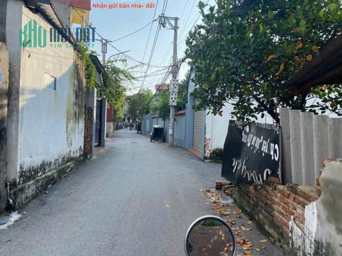 Bán đất tổ 3, TT Chi Đông, Mê Linh, HN. Đường trải nhựa, trục chính làng. Gần khu công nghiệp