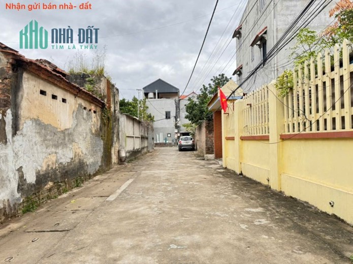 Bán đất tổ 3, TT Chi Đông, Mê Linh. Gần chợ Đình Chi Đông, gần KCN Quang Minh cực đẹp.