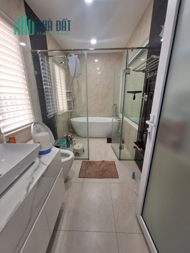 Bán nhà mặt phố đường Tự Do, Q.9, 90m², 3 tầng, 9.1 tỷ