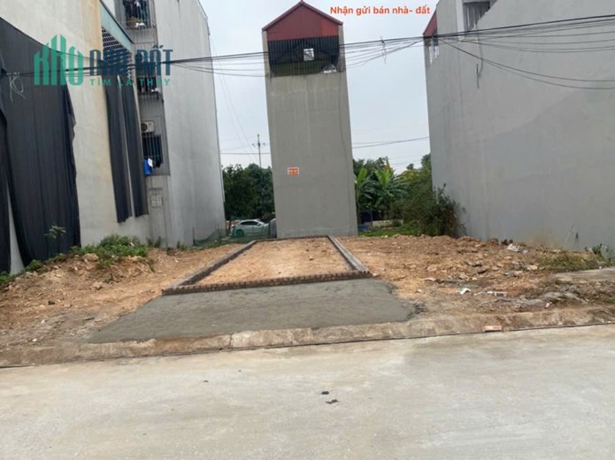 Bán lô đất dịch vụ tổ 5, Quang Minh, Mê Linh. Đường rộng, có vỉa hè, giáp khu công nghiệp.