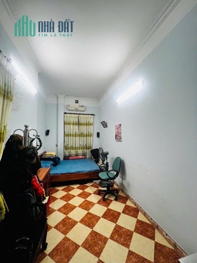 NHÀ ĐẸP LÔ GÓC THÁI HÀ - VỊ TRÍ TRUNG TÂM - Ô TÔ ĐỖ -DIỆN TÍCH 30M2 - GIÁ 6,x Tỷ