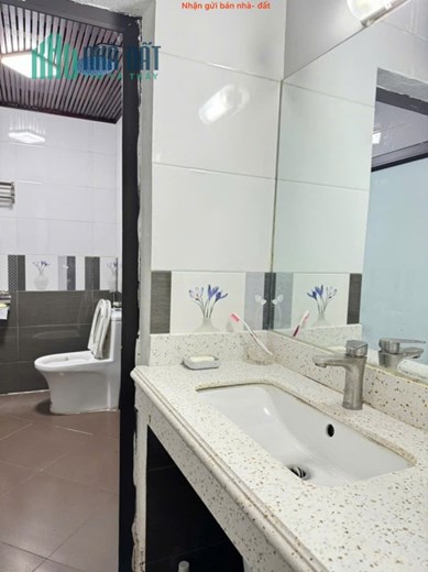 Bán nhà 3 tầng, tổ 4, TT Quang Minh, Mê Linh. Nhà đẹp, chỉ việc xách vali về ở