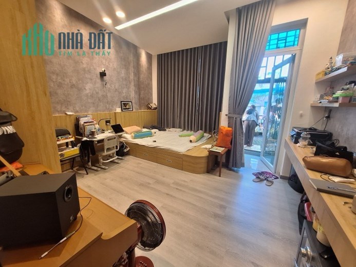 Bán nhà 105m2, 4PN, 4WC, Võ Văn Ngân, Bình Thọ, Thủ Đức - 6.8 tỷ