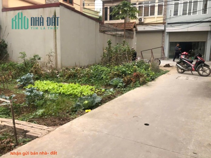 Bán đất tổ 8, TT Quang Minh, Mê Linh. Đất nằm sát siêu thị Mê Minh Plaza, và đường Võ Văn Kiệt