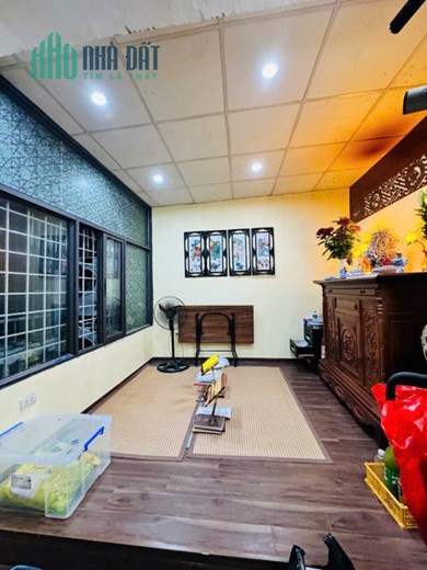 NHÀ HÀO NAM 6 TỶ 5 - 5 TẦNG -32M2 - VÀI BƯỚC RA ĐẾN Ô TÔ
