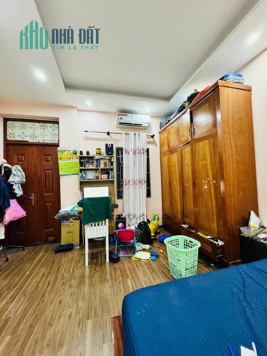NHÀ HÀO NAM 6 TỶ 5 - 5 TẦNG -32M2 - VÀI BƯỚC RA ĐẾN Ô TÔ