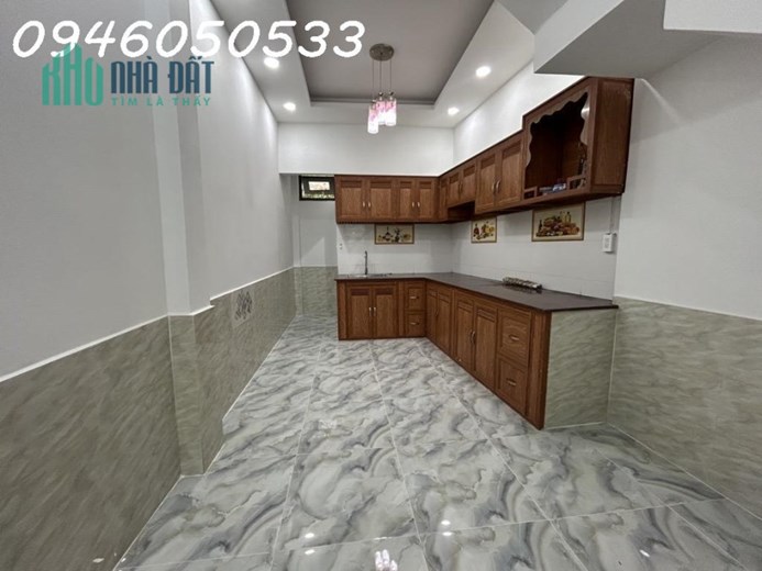 Siêu phẩm gần bx miền Đông mới, nhà 2 tầng, hẻm ô tô, giá chỉ 2.1 tỷ (#43)