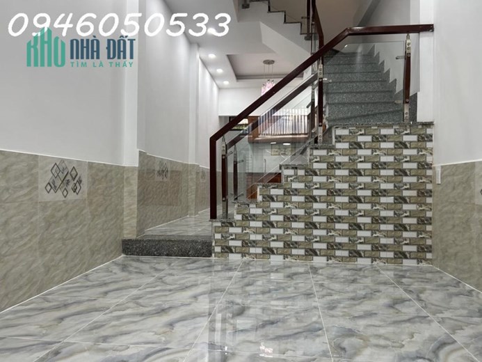 Siêu phẩm gần bx miền Đông mới, nhà 2 tầng, hẻm ô tô, giá chỉ 2.1 tỷ (#43)