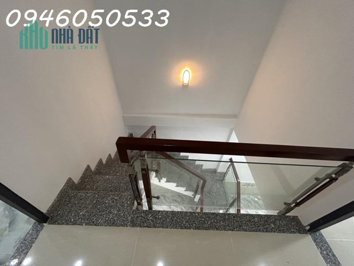 Siêu phẩm gần bx miền Đông mới, nhà 2 tầng, hẻm ô tô, giá chỉ 2.1 tỷ (#43)