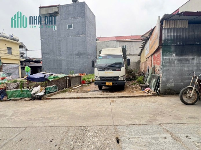 Bán đất tổ 4, TT Quang Minh, Mê Linh. Trục chính làng, oto tránh, mặt tiền kinh doanh