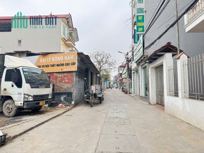 Bán đất tổ 4, TT Quang Minh, Mê Linh. Trục chính làng, oto tránh, mặt tiền kinh doanh