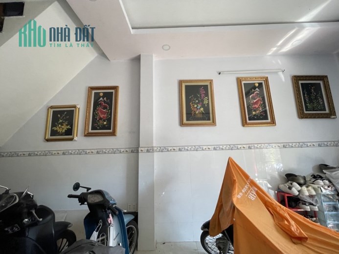 Bán nhà đường Nguyễn Văn Tăng, phường Long Thạnh Mỹ, gần Metro số 1, Vinhomes.