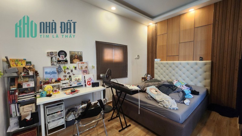 Bán nhà 66m², 4PN, 4WC, 5 tầng, Linh Xuân, Thủ Đức, 5.7 tỷ