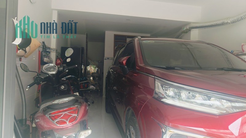 Bán nhà 2 tầng, 37,5 m², 4.7 tỷ, Q.9, Đỗ Xuân Hợp, sổ hồng