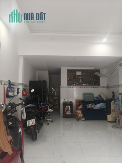 Bán nhà 2 tầng, 37,5 m², 4.7 tỷ, Q.9, Đỗ Xuân Hợp, sổ hồng