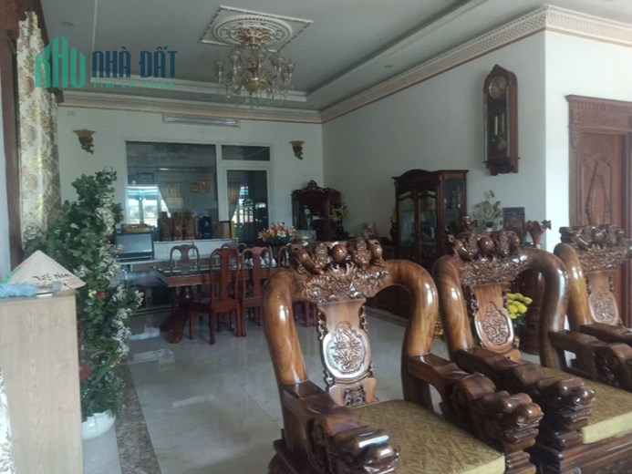 Bán nhà mặt tiền Nguyễn Thái Học, 3250m², có biệt thự + xưởng 1600m, giá 75 tỷ