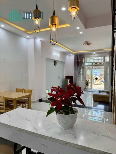 Bán Nhà Mặt Tiền- Khu Du Lich - Giá Rẻ