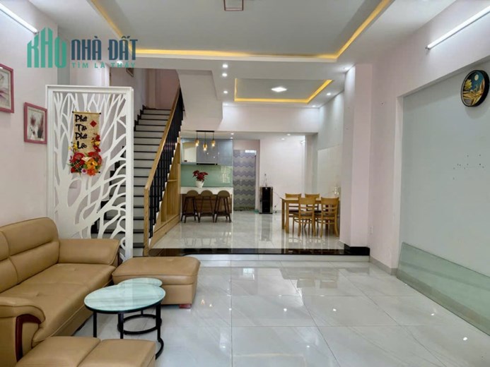Bán Nhà Mặt Tiền- Khu Du Lich - Giá Rẻ
