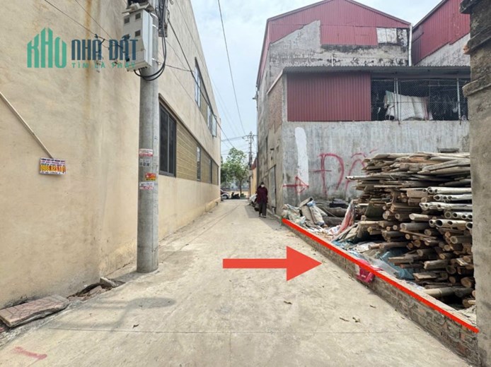 Bán 100m đất tổ 5, TT Quang Minh, Mê Linh. Cách 1 nhà tới trục chính, sân bóng