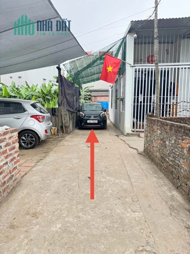 Bán đất thôn Tráng Việt, xã Tráng Việt, Mê Linh. Thửa đất vuông đẹp, full thổ cư, oto đỗ