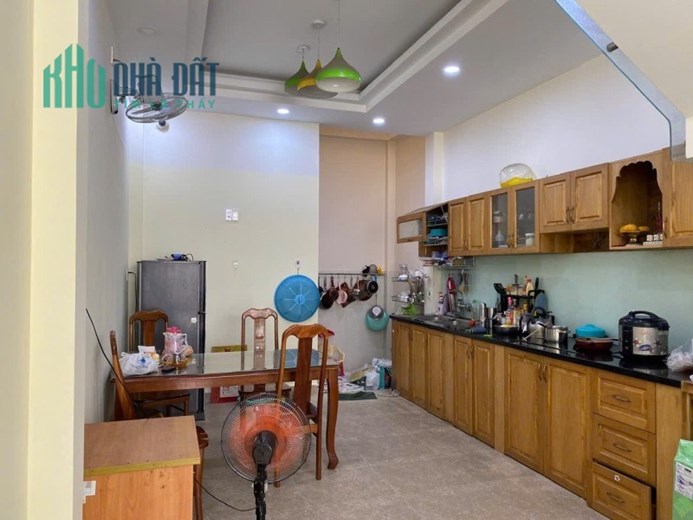 Bán nhà mặt phố Linh Trung, Thủ Đức, 65m², 6.25 tỷ, 4 tầng