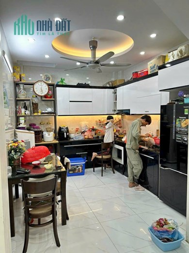 Nhà đẹp 4 tầng sát cạnh KĐT HUD Vân Canh, 4 tầng vỉa hè rộng ,đường 2 ô tô tránh, kinh doanh tốt