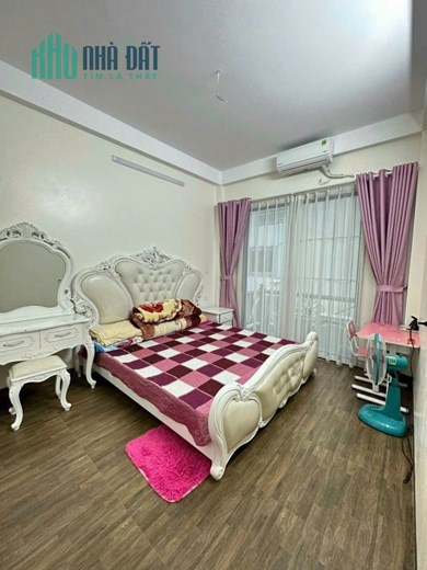 Nhà đẹp 4 tầng sát cạnh KĐT HUD Vân Canh, 4 tầng vỉa hè rộng ,đường 2 ô tô tránh, kinh doanh tốt