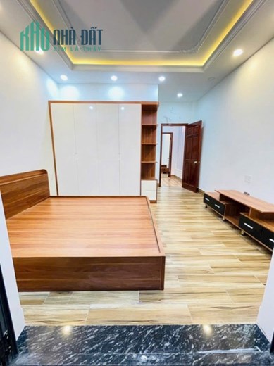 Bán nhà mặt phố đường Hồ Văn Tư, Trường Thọ, Thủ Đức - 6.5 tỷ, 56m², 3 tầng