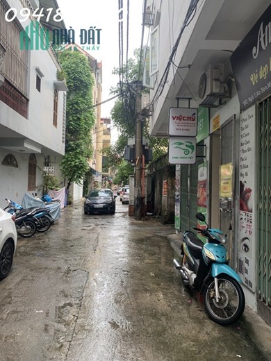 Chuyển nhượng nhà 2 tầng 3 mặt thoáng ngõ Ao Sen sau Học viện Bưu chính viên thông Mỗ Lao Hà Đông