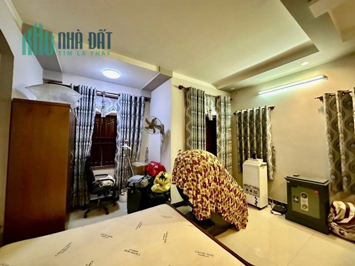 Bán nhà mặt phố Bình Phú, Thủ Đức, 80m², 8.8 tỷ, 3 tầng, 4PN