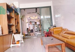 Bán nhà 3 tầng, 70m², 4PN, 4WC, 8.9 tỷ, Trường Thọ, Thủ Đức