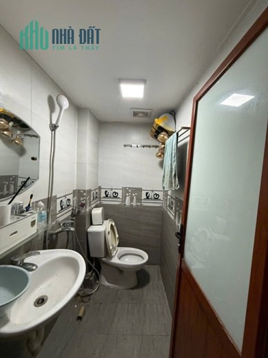 NGÕ RỘNG THẲNG PHỐ, KINH DOANH TỐT – 5 tầng Nguyễn Thái Học 28m chỉ 10.5 tỷ - NHÀ ĐẸP THOÁNG