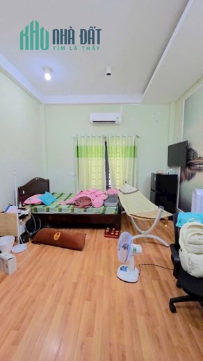 Bán nhà 92m², 2 tầng, 3PN, 4WC, Q.9, 6.4 tỷ, sổ hồng