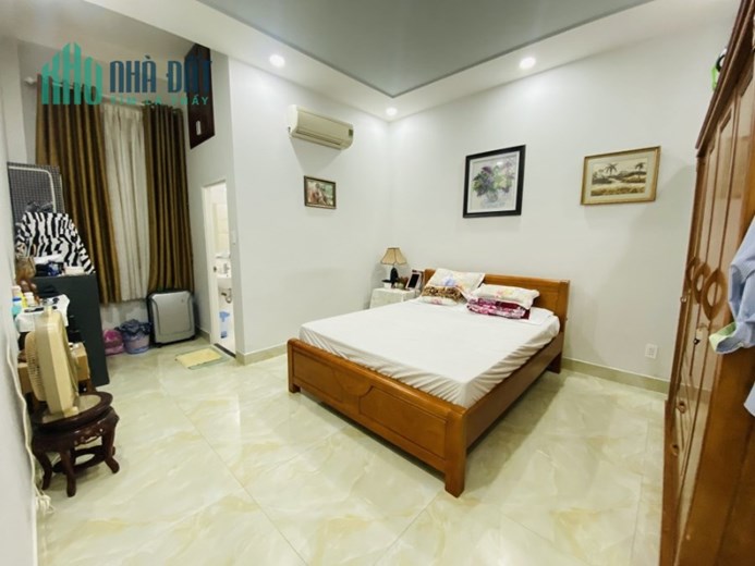 Bán nhà 160m², 2 tầng, 3PN, 4WC, Trường Thọ, Thủ Đức - 9.1 tỷ