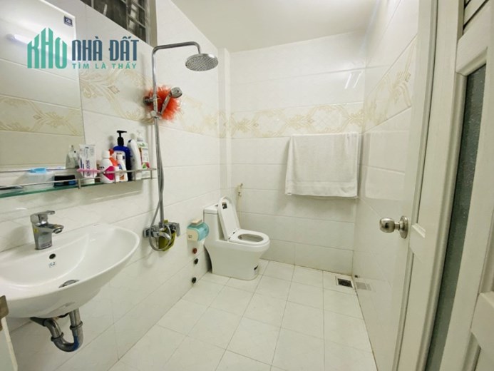 Bán nhà 160m², 2 tầng, 3PN, 4WC, Trường Thọ, Thủ Đức - 9.1 tỷ
