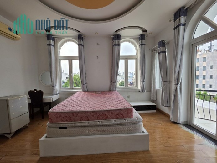 Bán nhà mặt phố Cát Lái, Q.2, 106m², 5 tầng, 9.8 tỷ, sổ hồng